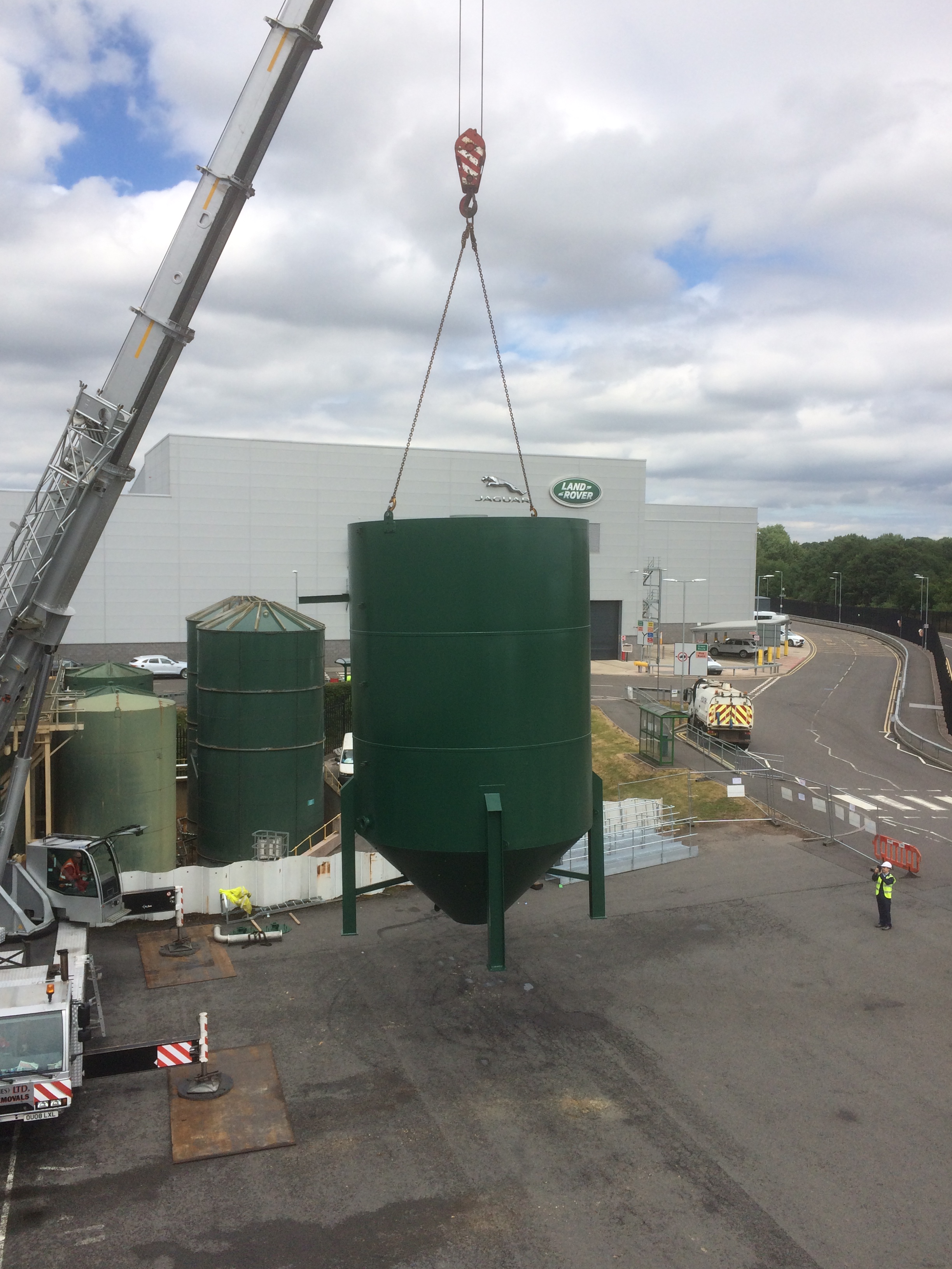 metal storage tanks