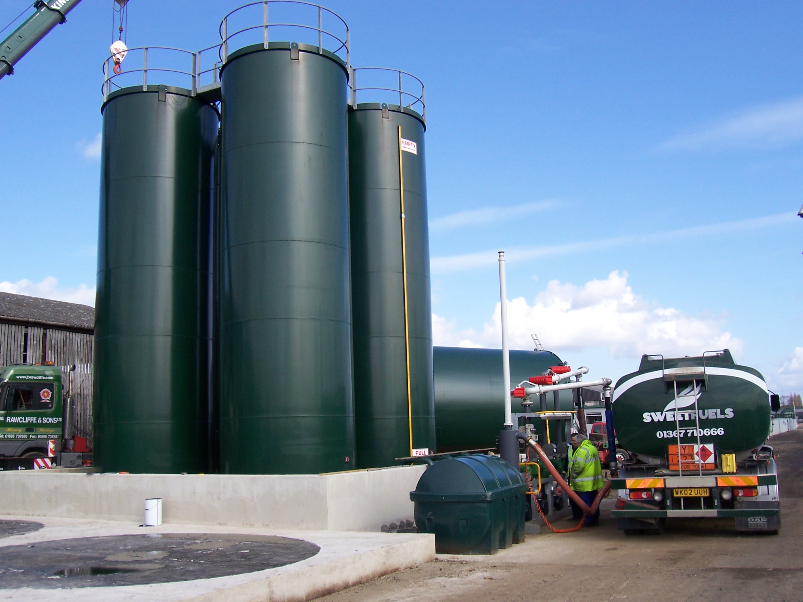 metal storage tanks