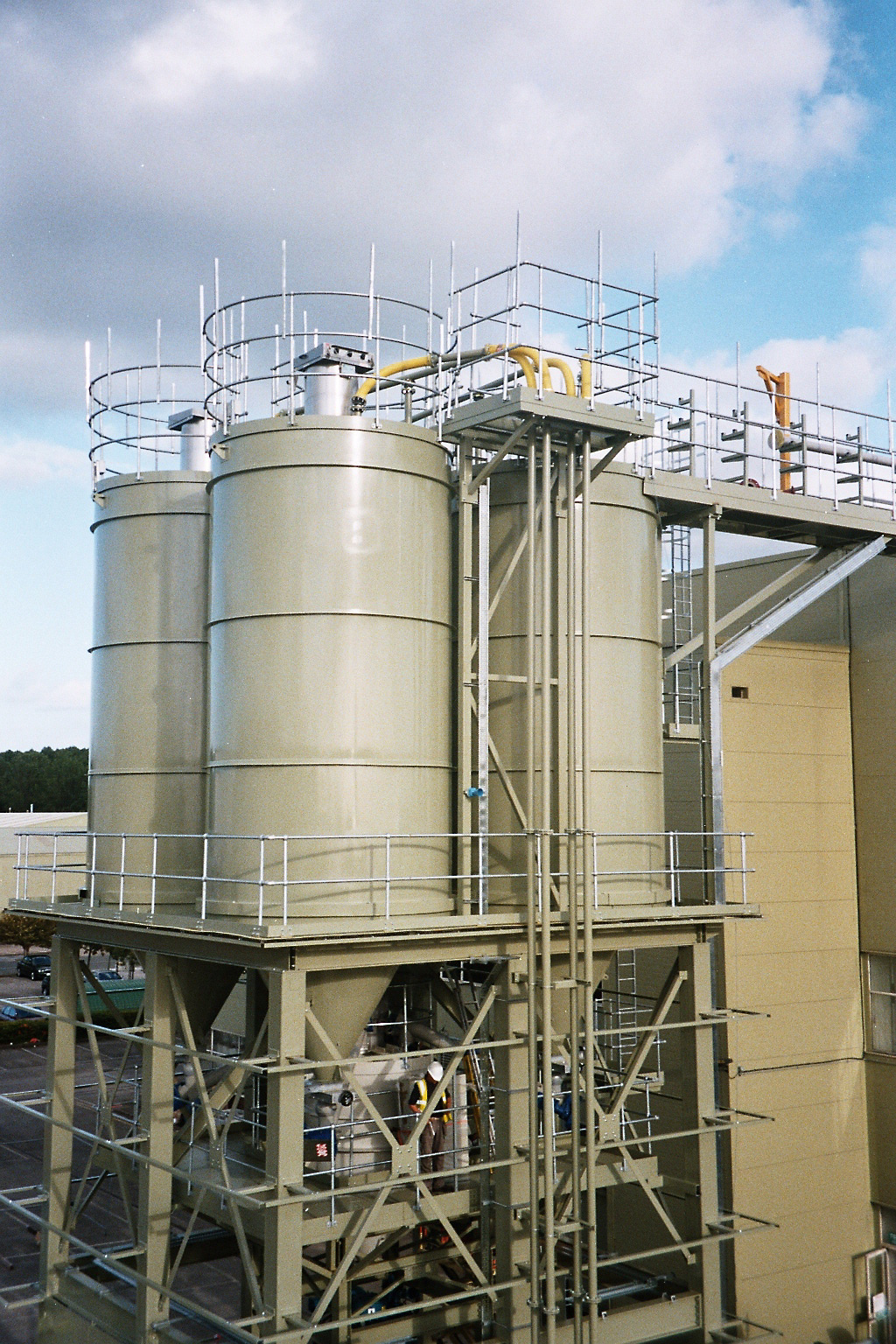 cladded vertical silo